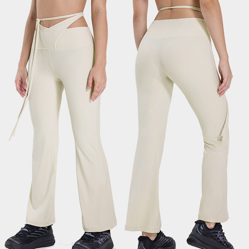 Women's slim-fit micro-cropped pants with tracksuit pants