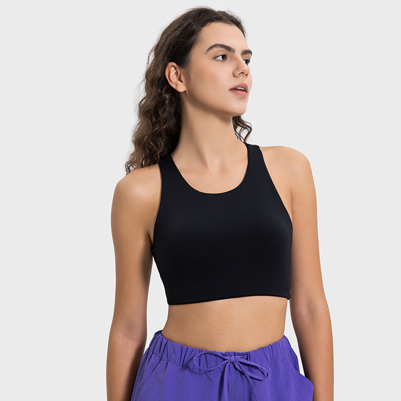 Women's shock-absorbing and breathable sports bra with a beautiful back Black