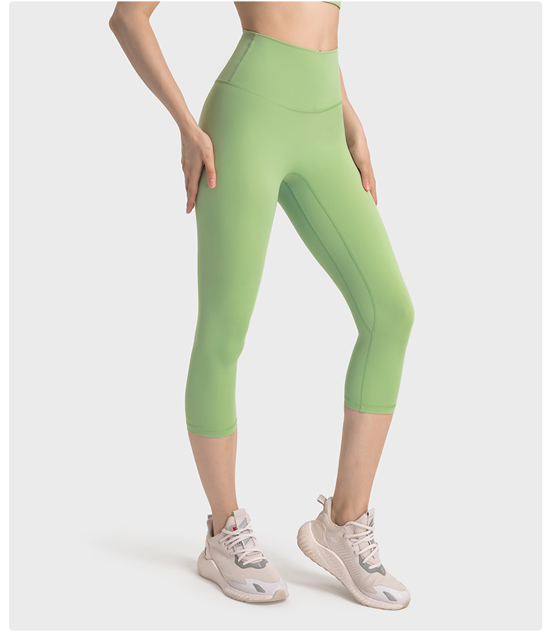 Women's No Awkwardness Thread Nude Yoga Capris High Waist Lifting Hip Slimming Color:Light green ;Size:S