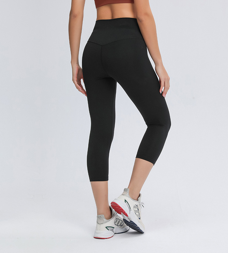 Women's No Awkwardness Thread Nude Yoga Capris High Waist Lifting Hip Slimming Black