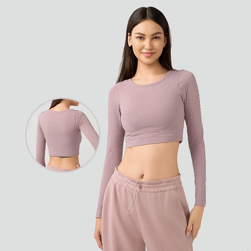 Women's short elastic top with chest cushion
