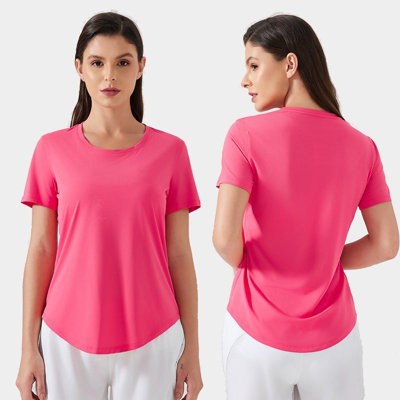 Women's versatile sports top with slim fit and fitness short sleeves