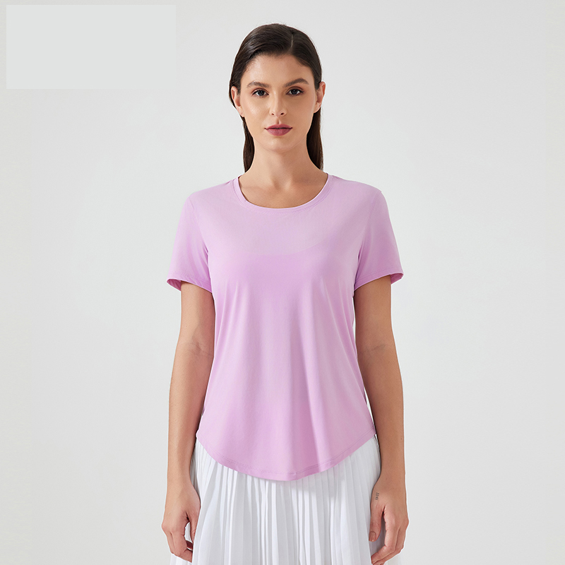 Women's versatile sports top with slim fit and fitness short sleeves Vitamin powder